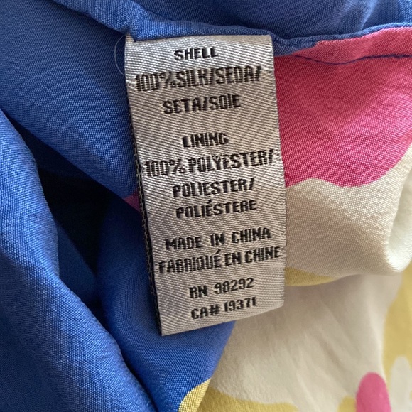 tibi Colorful Floral Silk Wrap Blouse๐๐๐ - Picture 9 of 10